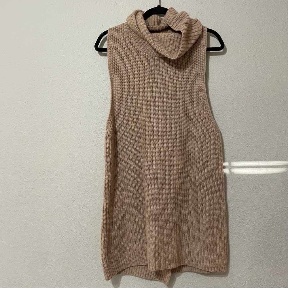 Free People Tan Ribbed Lambs Wool Sleeveless Turtleneck Tunic Sweater Split Back
